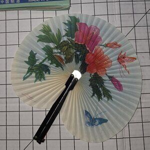 Chinese Paper Folding Hand Fan W/Metal Handle, Vintage Mid-Century, 10 of 25
